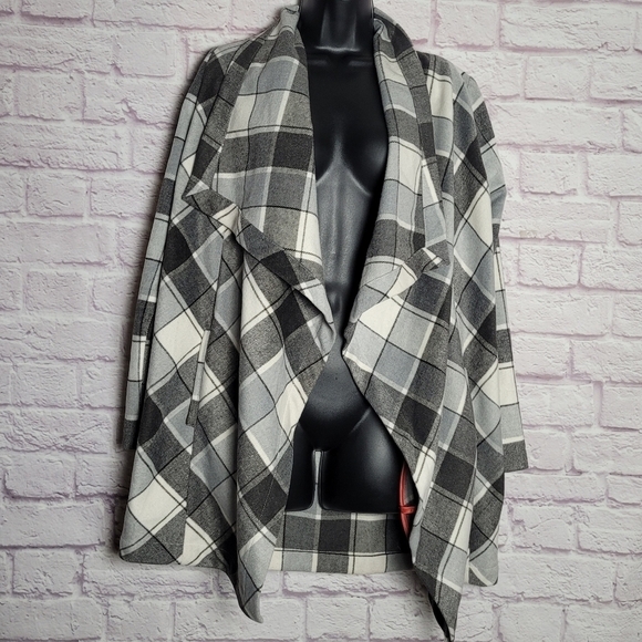 Matilda Jane Plaid Check it Twice Winter Coat XS - Picture 5 of 15